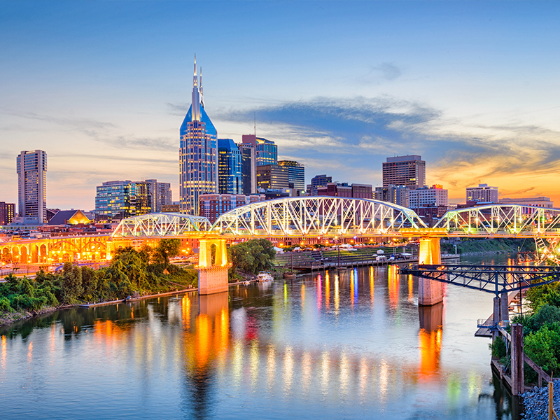 Living in downtown Nashville vs. the suburbs: What buyers need to know