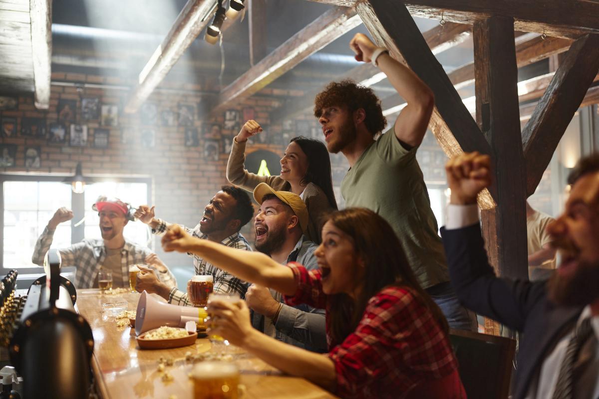 Where Locals Go to Watch Professional Sports in Nashville